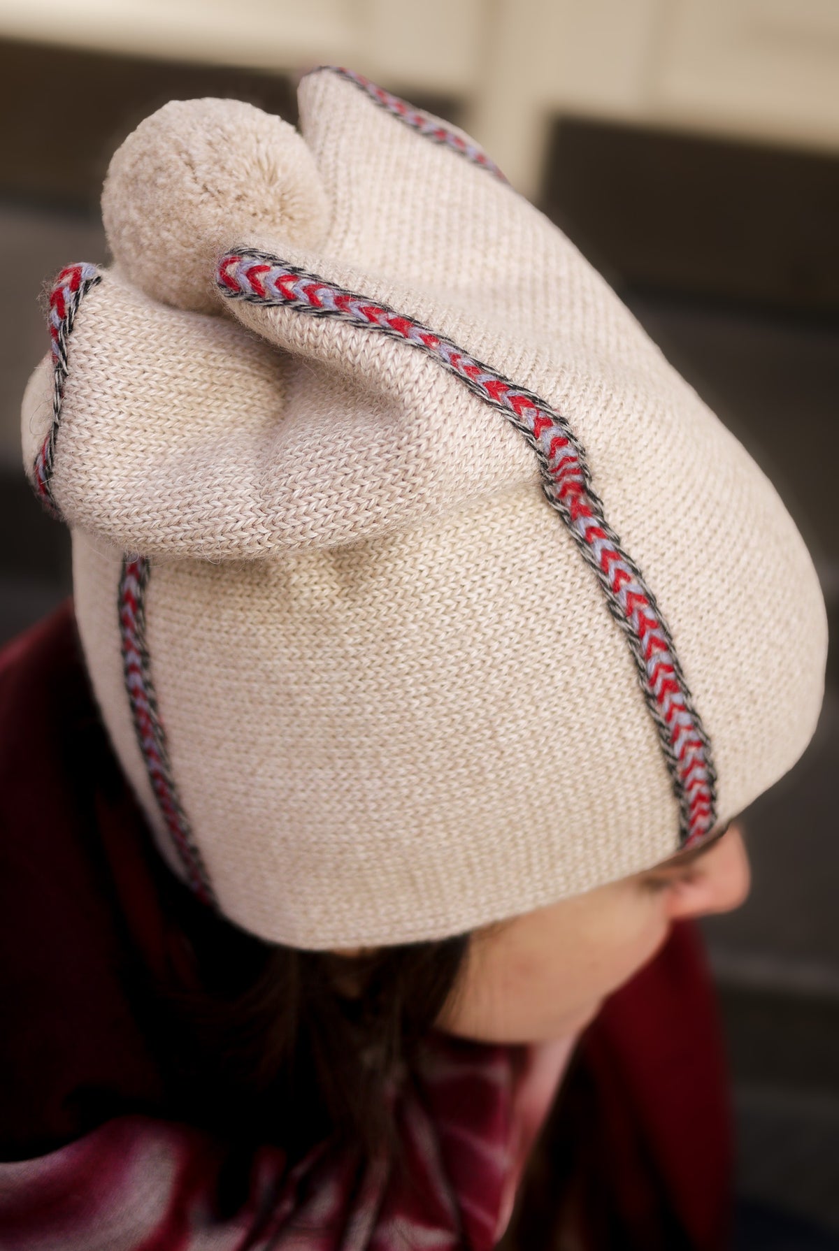 Teton Beanie - Oatmeal Heather with Light Blue and Red  display picture 1