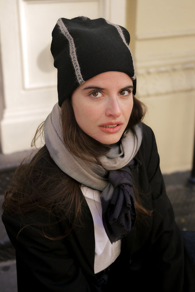 Teton Beanie - Black with Puddy Embroidery