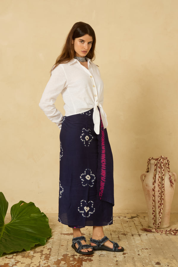 Shibori Flowers Pashmina in Navy