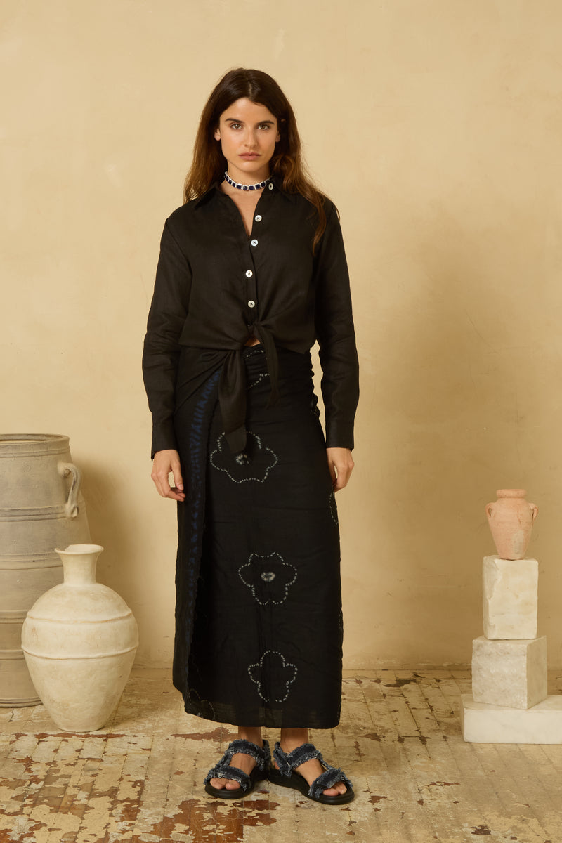 Shibori Flowers Pashmina in Black