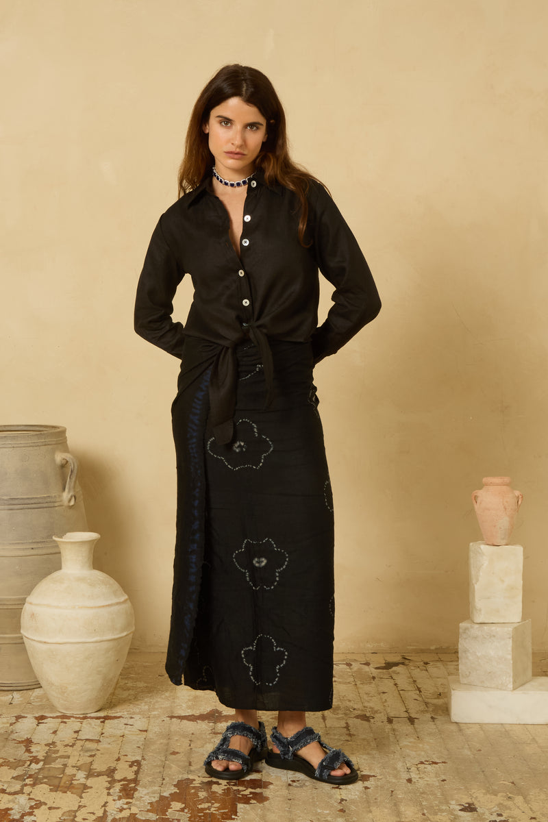 Shibori Flowers Pashmina in Black