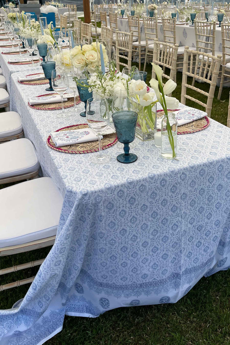 Quatrefoil Tablecloth with Borders in Nantucket Greys