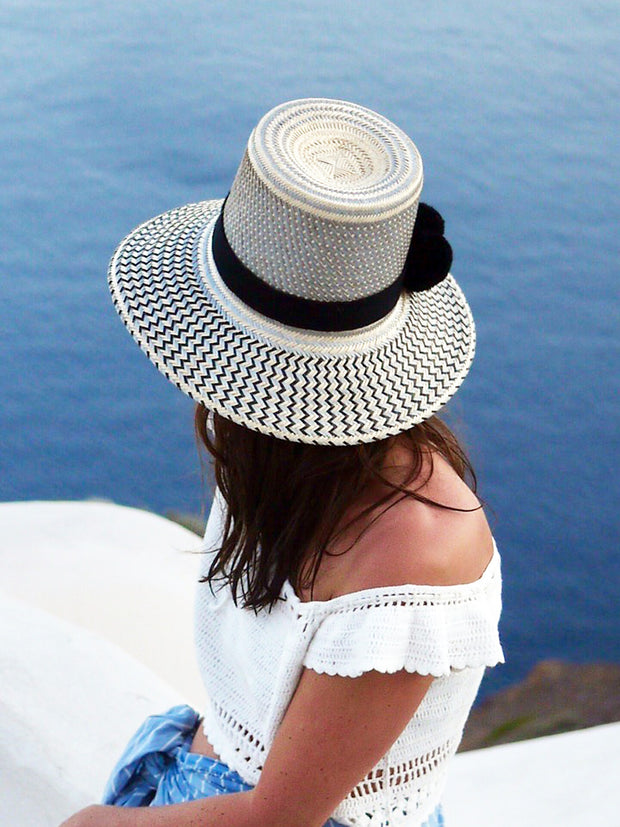 Wayuu Straw Hat with Pompoms in Silver and Black