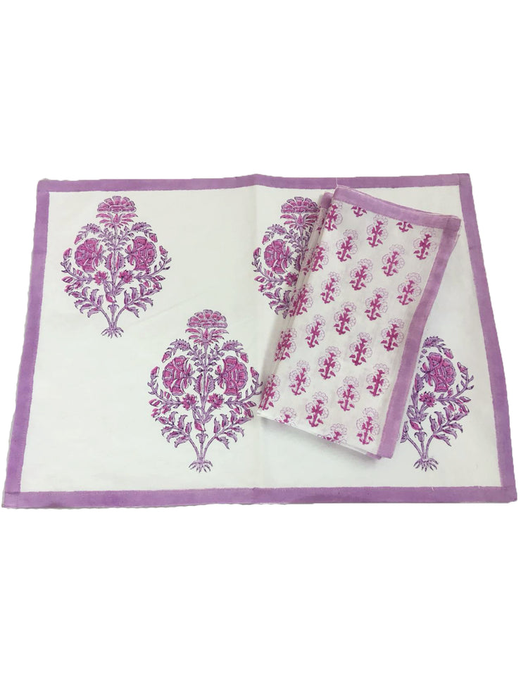 Large Bouquet Floral Placemat with Solid Border in Lavender & Berry, Set of 4