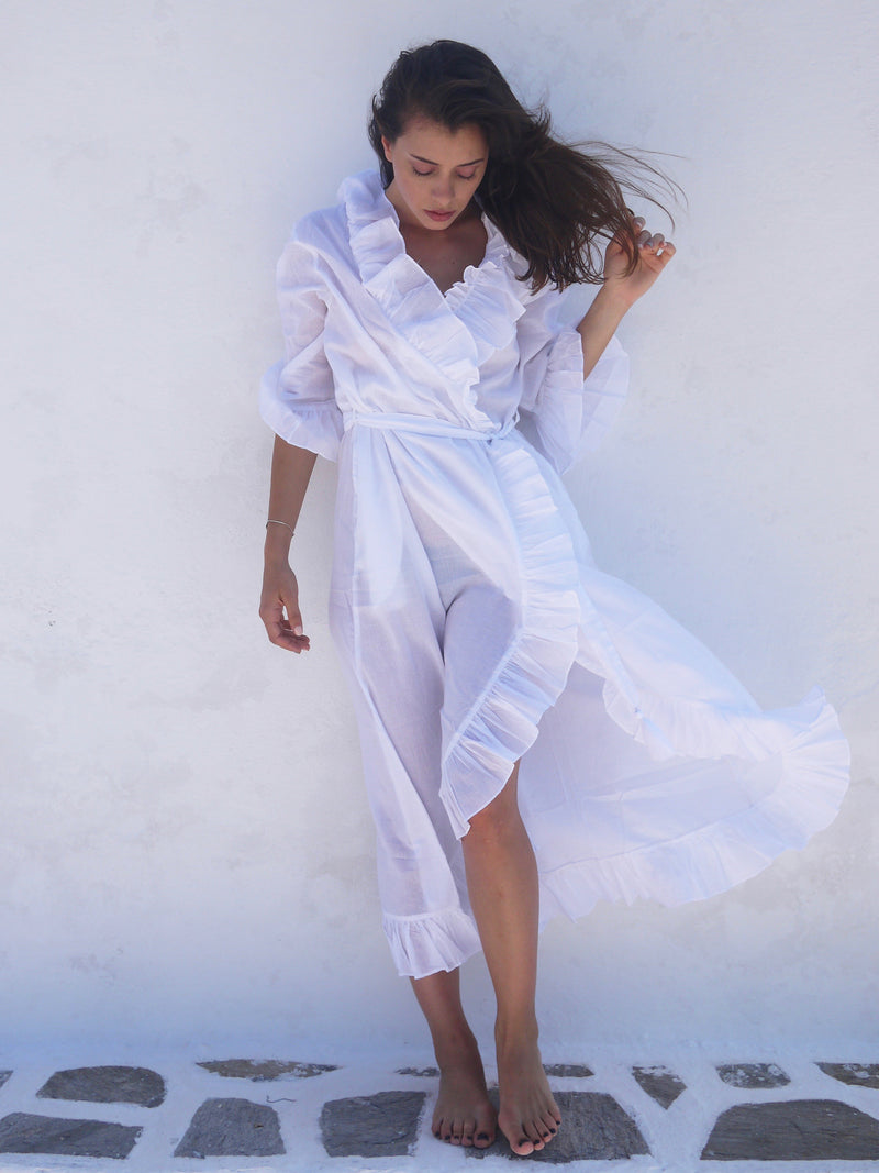 Long Náni Robe in White